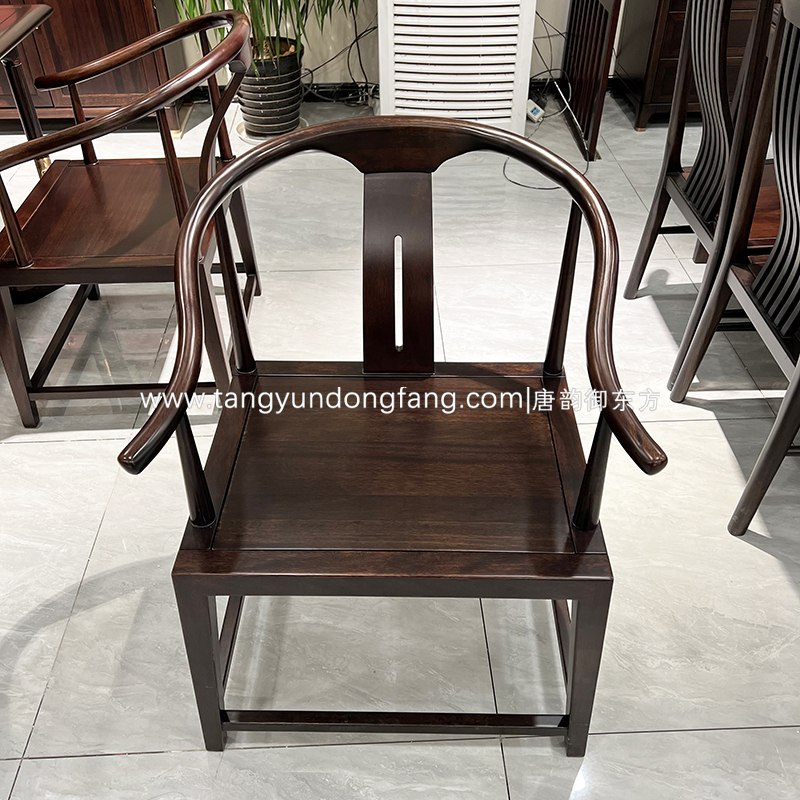 新中式黑檀木圈椅