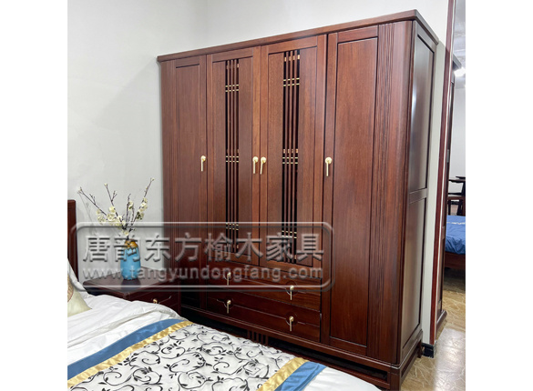 新中式胡桃木衣柜